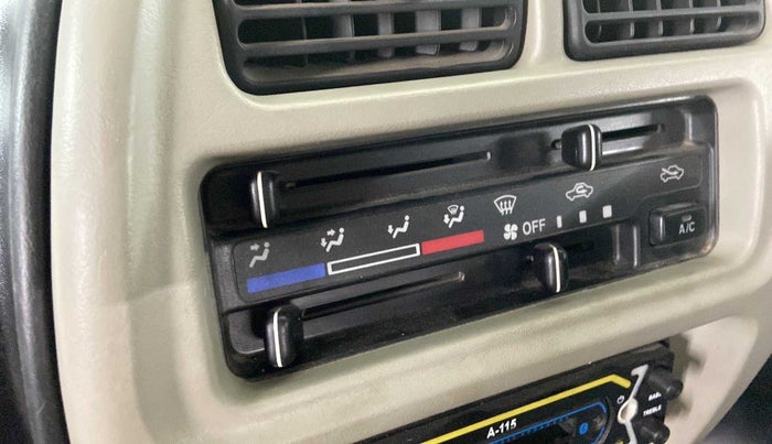 2020 Maruti Eeco 5 STR WITH A/C+HTR CNG, CNG, Manual, 22,939 km, Infotainment system - Display is damaged