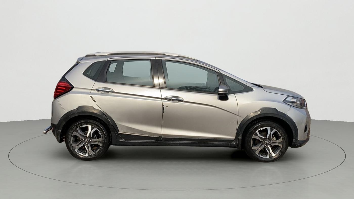 2018 Honda WR-V 1.5L I-DTEC VX MT, Diesel, Manual, 52,683 km, Right Side View