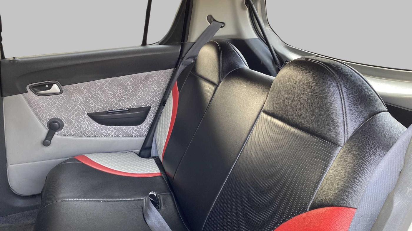 2019 Maruti Alto 800 LXI, Petrol, Manual, 14,029 km, Right Side Rear Door Cabin