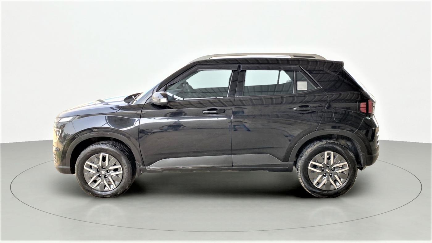 2022 Hyundai VENUE S PLUS 1.5 CRDI, Diesel, Manual, 9,298 km, Left Side