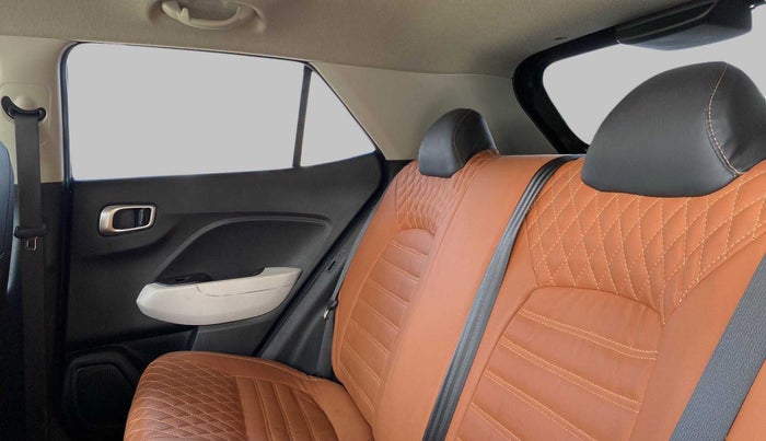 2022 Hyundai VENUE S PLUS 1.5 CRDI, Diesel, Manual, 9,298 km, Right Side Rear Door Cabin