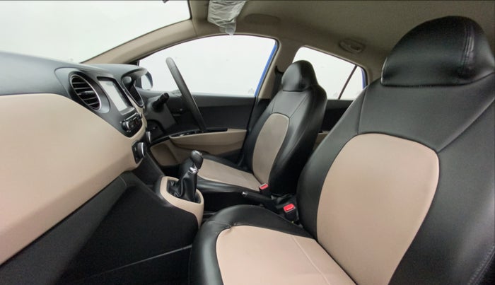 2017 Hyundai Grand i10 ASTA 1.2 KAPPA VTVT, Petrol, Manual, 28,434 km, Right Side Front Door Cabin