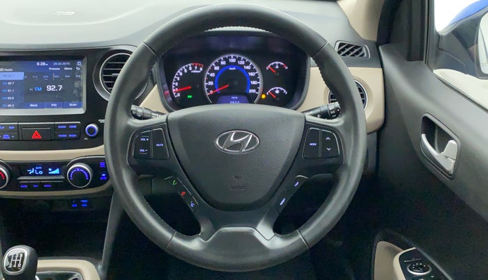 2017 Hyundai Grand i10 ASTA 1.2 KAPPA VTVT, Petrol, Manual, 28,434 km, Steering Wheel Close Up