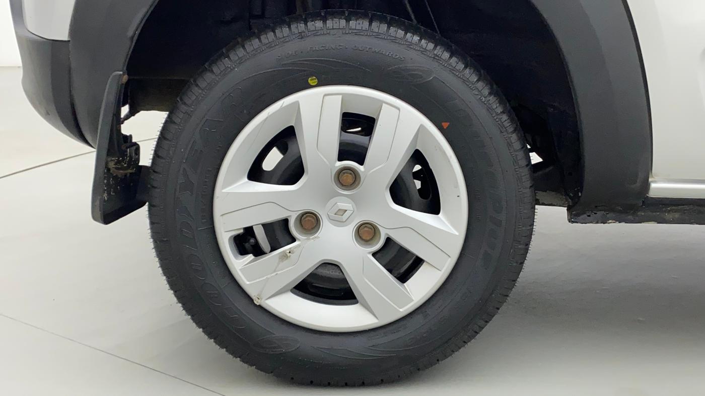 2018 Renault Kwid RXL, Petrol, Manual, 18,925 km, Right Rear Wheel