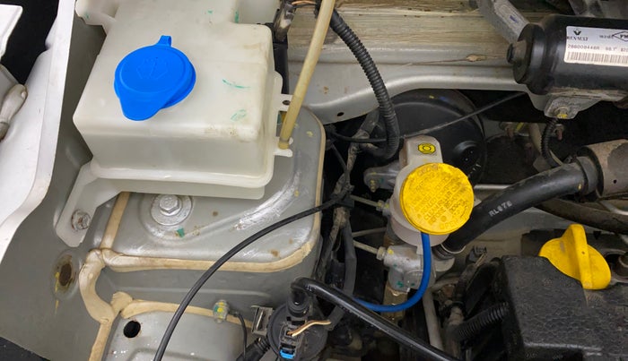 2018 Renault Kwid RXL, Petrol, Manual, 18,925 km, Right Apron - Apron is partially repaired