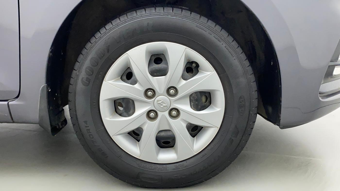 2019 Hyundai Elite i20 MAGNA PLUS 1.2, Petrol, Manual, 26,752 km, Right Front Wheel