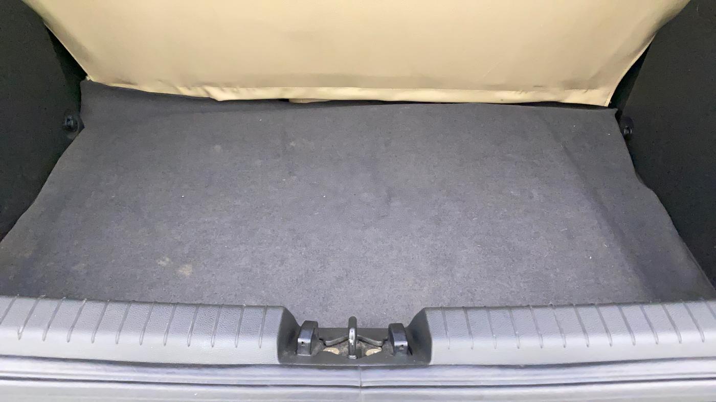 2019 Hyundai Elite i20 MAGNA PLUS 1.2, Petrol, Manual, 26,752 km, Boot Inside