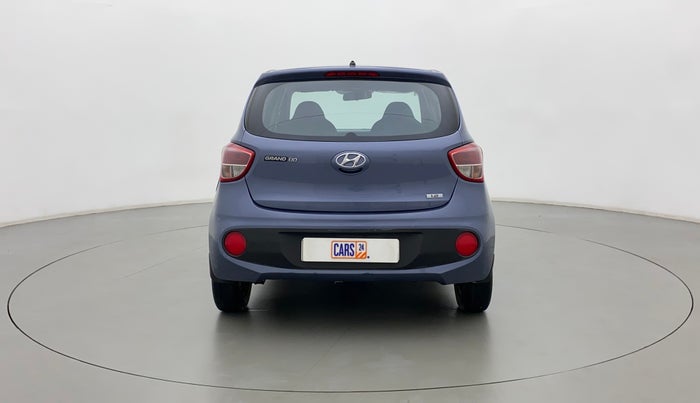 2017 Hyundai Grand i10 MAGNA 1.2 KAPPA VTVT, Petrol, Manual, 13,833 km, Back/Rear
