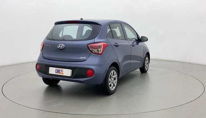 2017 Hyundai Grand i10 MAGNA 1.2 KAPPA VTVT, Petrol, Manual, 13,833 km, Right Back Diagonal
