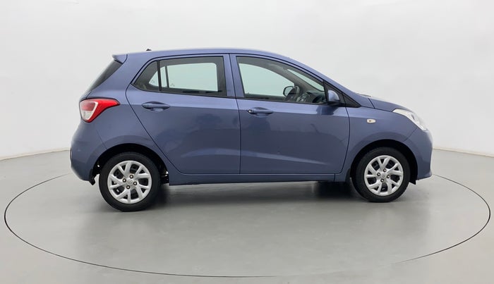 2017 Hyundai Grand i10 MAGNA 1.2 KAPPA VTVT, Petrol, Manual, 13,833 km, Right Side View