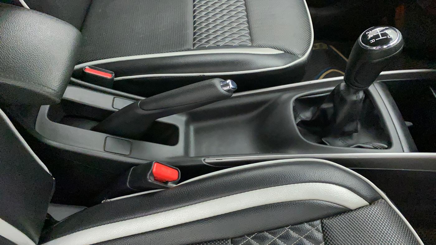 2020 Maruti Baleno ZETA PETROL 1.2, Petrol, Manual, 29,643 km, Gear Lever