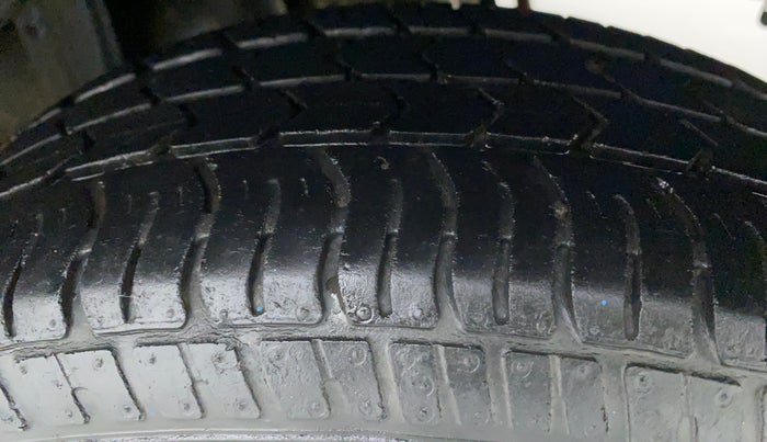 2016 Maruti Alto K10 VXI (O), Petrol, Manual, 62,365 km, Left Rear Tyre Tread