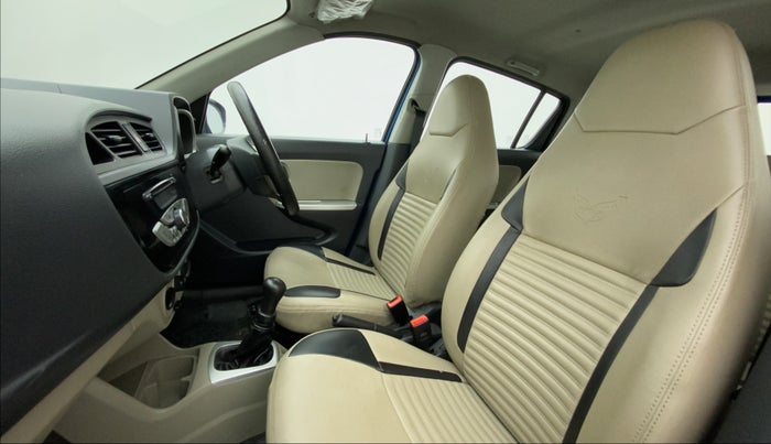 2016 Maruti Alto K10 VXI (O), Petrol, Manual, 62,365 km, Right Side Front Door Cabin