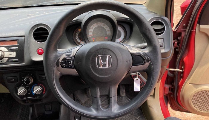 2014 Honda Brio S MT, Petrol, Manual, 47,212 km, Steering wheel - Sound system control not functional