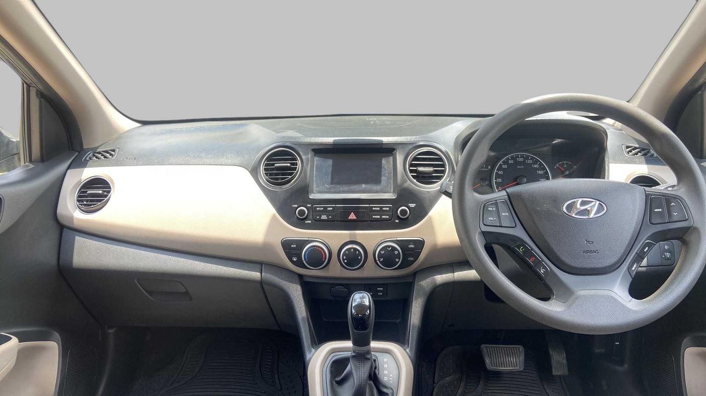 2017 Hyundai Grand i10 SPORTZ (O) AT 1.2 KAPPA VTVT, Petrol, Automatic, 18,679 km, Dashboard
