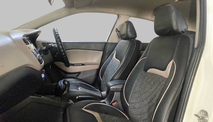 2017 Hyundai Elite i20 SPORTZ 1.2, Petrol, Manual, 53,549 km, Right Side Front Door Cabin