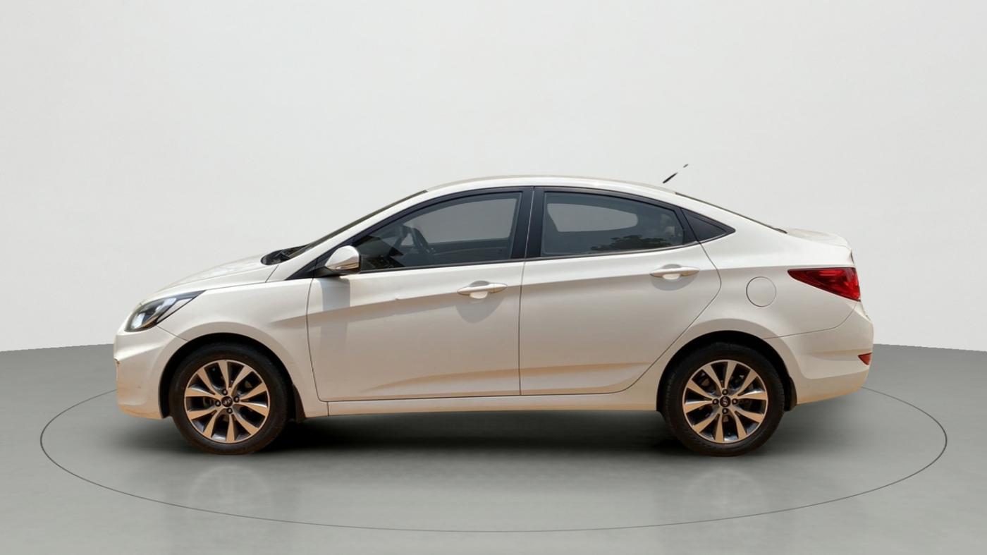 2015 Hyundai Verna FLUIDIC 1.6 CRDI SX, Diesel, Manual, 99,193 km, Left Side