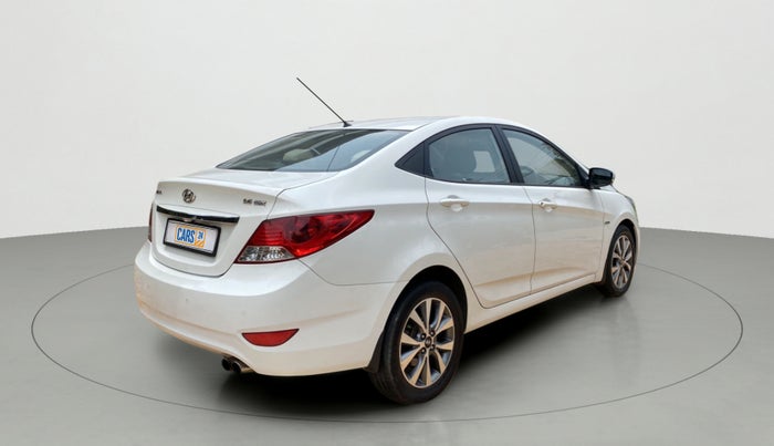2015 Hyundai Verna FLUIDIC 1.6 CRDI SX, Diesel, Manual, 99,193 km, Right Back Diagonal