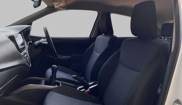 2020 Maruti Baleno DELTA PETROL 1.2, Petrol, Manual, 35,069 km, Right Side Front Door Cabin