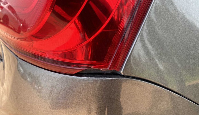 2021 Maruti Swift VXI, Petrol, Manual, 14,756 km, Right tail light - Minor damage