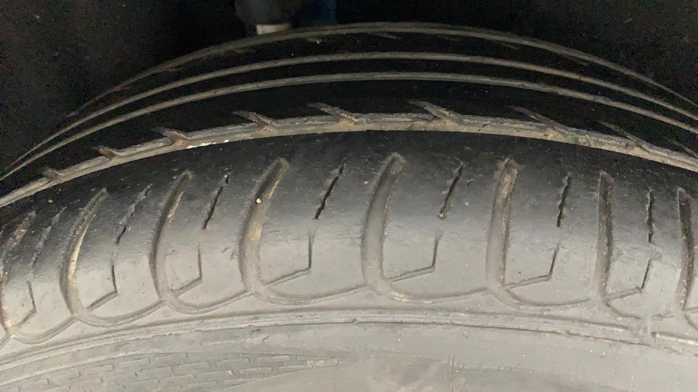 2019 Ford Ecosport TREND + 1.5L PETROL AT, Petrol, Automatic, 47,130 km, Right Rear Tyre Tread