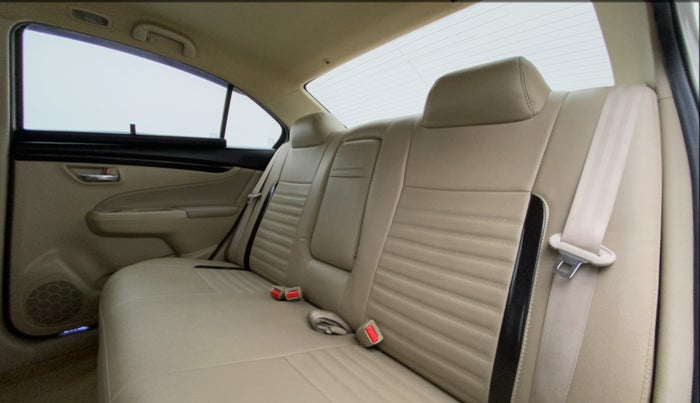 2017 Maruti Ciaz ZXI AT, Petrol, Automatic, 47,765 km, Right Side Rear Door Cabin