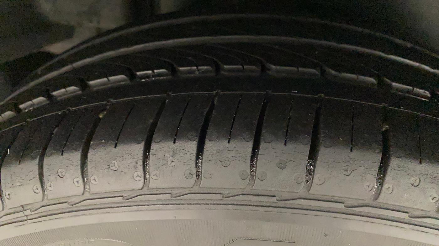2017 Maruti Ciaz ZXI AT, Petrol, Automatic, 47,765 km, Right Rear Tyre Tread