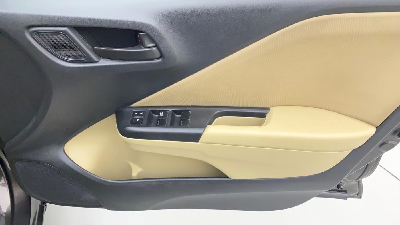 2015 Honda City 1.5L I-VTEC SV, Petrol, Manual, 76,124 km, Driver Side Door Panels Control