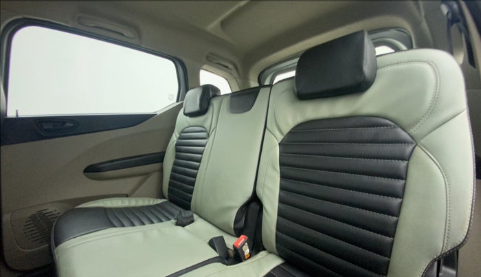 2019 Renault TRIBER RXT, Petrol, Manual, 28,705 km, Right Side Rear Door Cabin