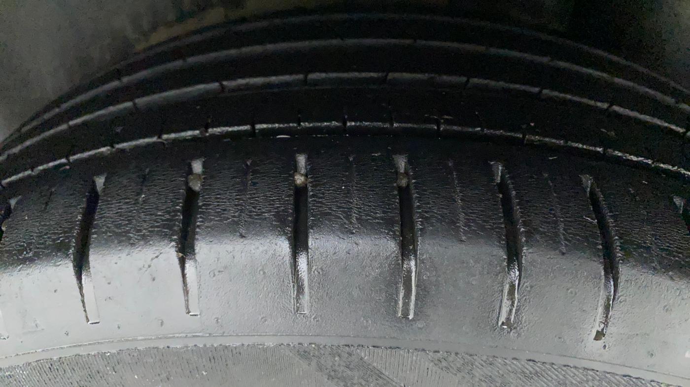 2018 Maruti Ciaz ALPHA 1.5 SHVS PETROL, Petrol, Manual, 44,764 km, Left Rear Tyre Tread