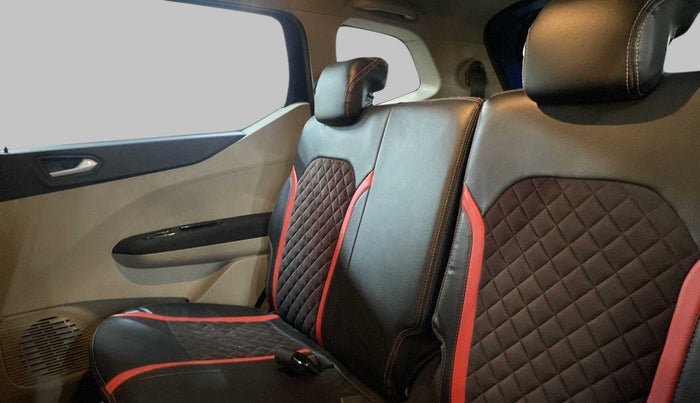 2019 Renault TRIBER RXZ, Petrol, Manual, 62,459 km, Right Side Rear Door Cabin