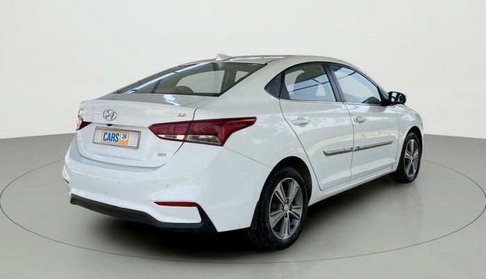 2018 Hyundai Verna 1.6 VTVT SX, Petrol, Manual, 50,588 km, Right Back Diagonal