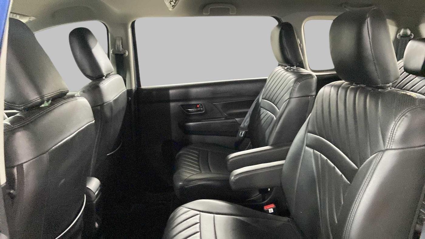 2021 Maruti XL6 ZETA MT, Petrol, Manual, 17,701 km, Right Side Rear Door Cabin