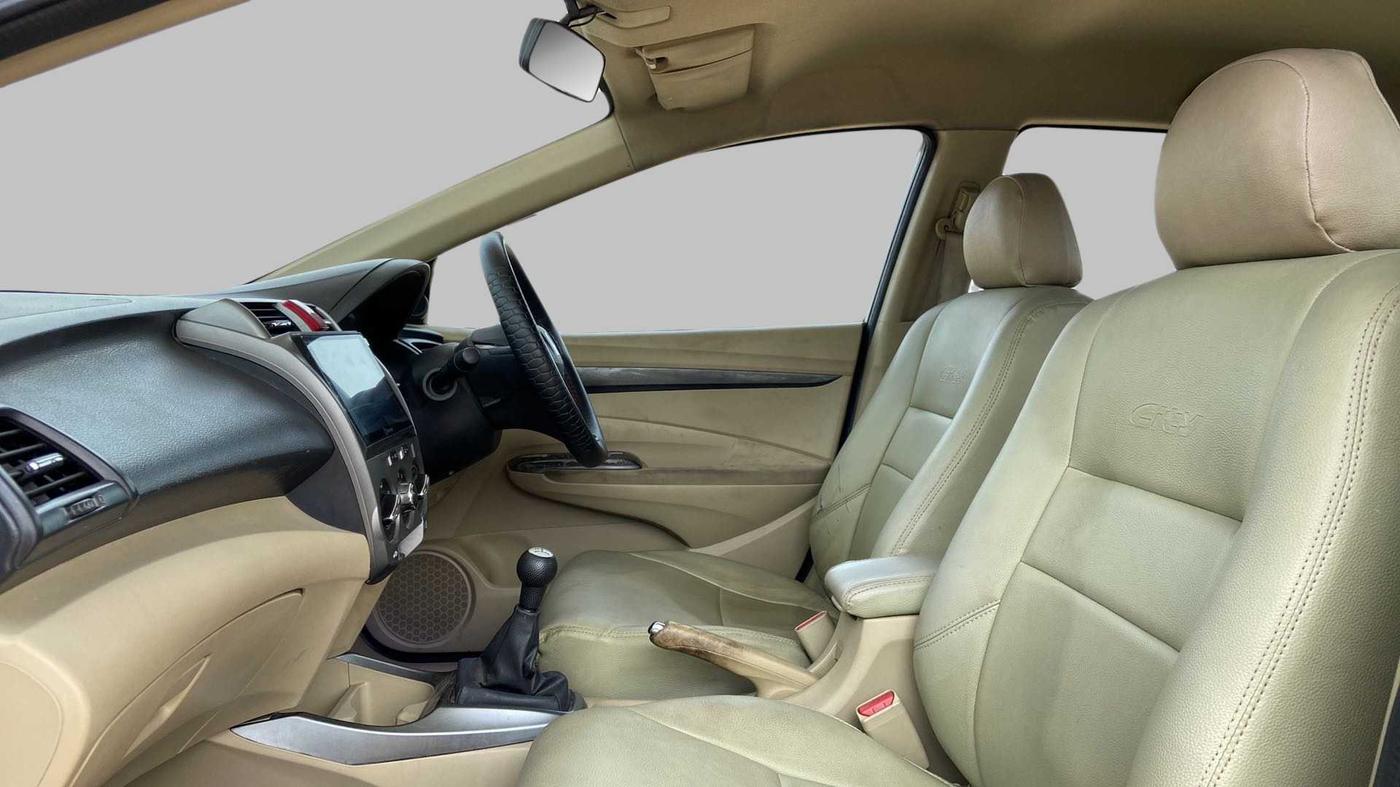 2013 Honda City 1.5L I-VTEC V MT, Petrol, Manual, 87,182 km, Right Side Front Door Cabin