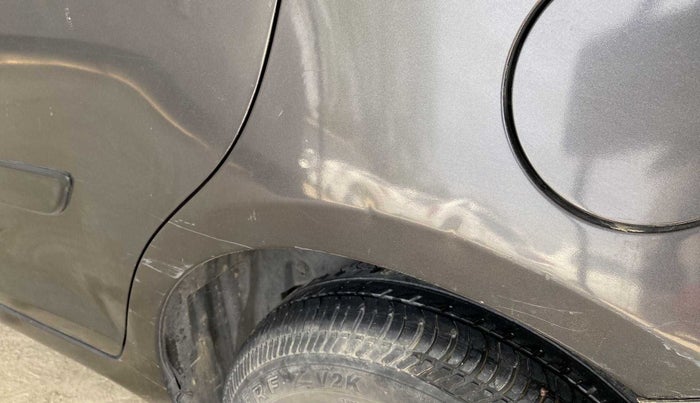 2017 Maruti Swift VDI, Diesel, Manual, 57,385 km, Left quarter panel - Slightly dented