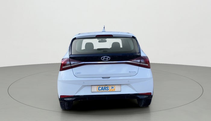 2022 Hyundai NEW I20 SPORTZ 1.2 MT, Petrol, Manual, 17,492 km, Back/Rear