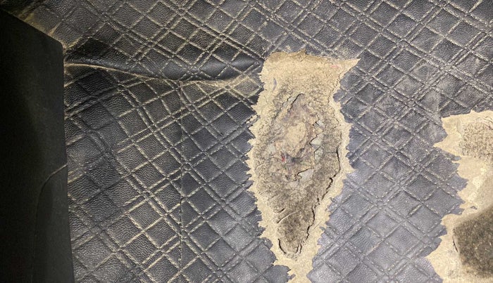 2019 Maruti Alto 800 LXI, Petrol, Manual, 37,817 km, Flooring - Carpet is minor damage