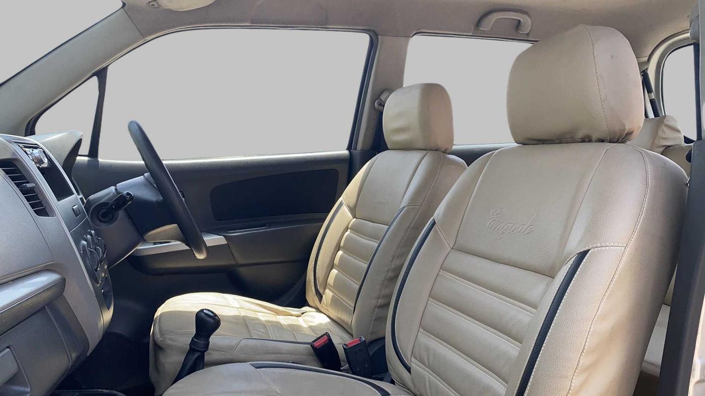 2011 Maruti Wagon R 1.0 LXI, Petrol, Manual, 1,10,053 km, Right Side Front Door Cabin
