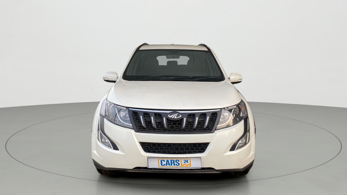 2017 Mahindra XUV500 W8, Diesel, Manual, 22,083 km, Front