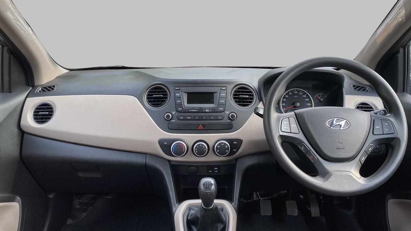2018 Hyundai Grand i10 MAGNA 1.2 KAPPA VTVT, Petrol, Manual, 19,366 km, Dashboard