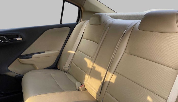 2019 Honda City 1.5L I-VTEC V MT, Petrol, Manual, 36,937 km, Right Side Rear Door Cabin