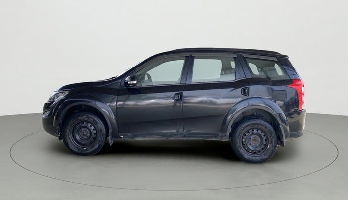 2016 Mahindra XUV500 W6 AT 1.99, Diesel, Automatic, 1,86,022 km, Left Side