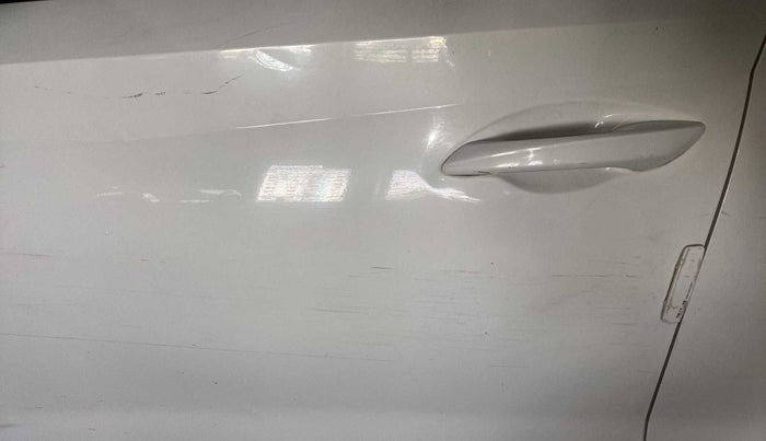 2020 Hyundai NEW I20 SPORTZ 1.5 MT, Diesel, Manual, 36,132 km, Front passenger door - Slightly dented