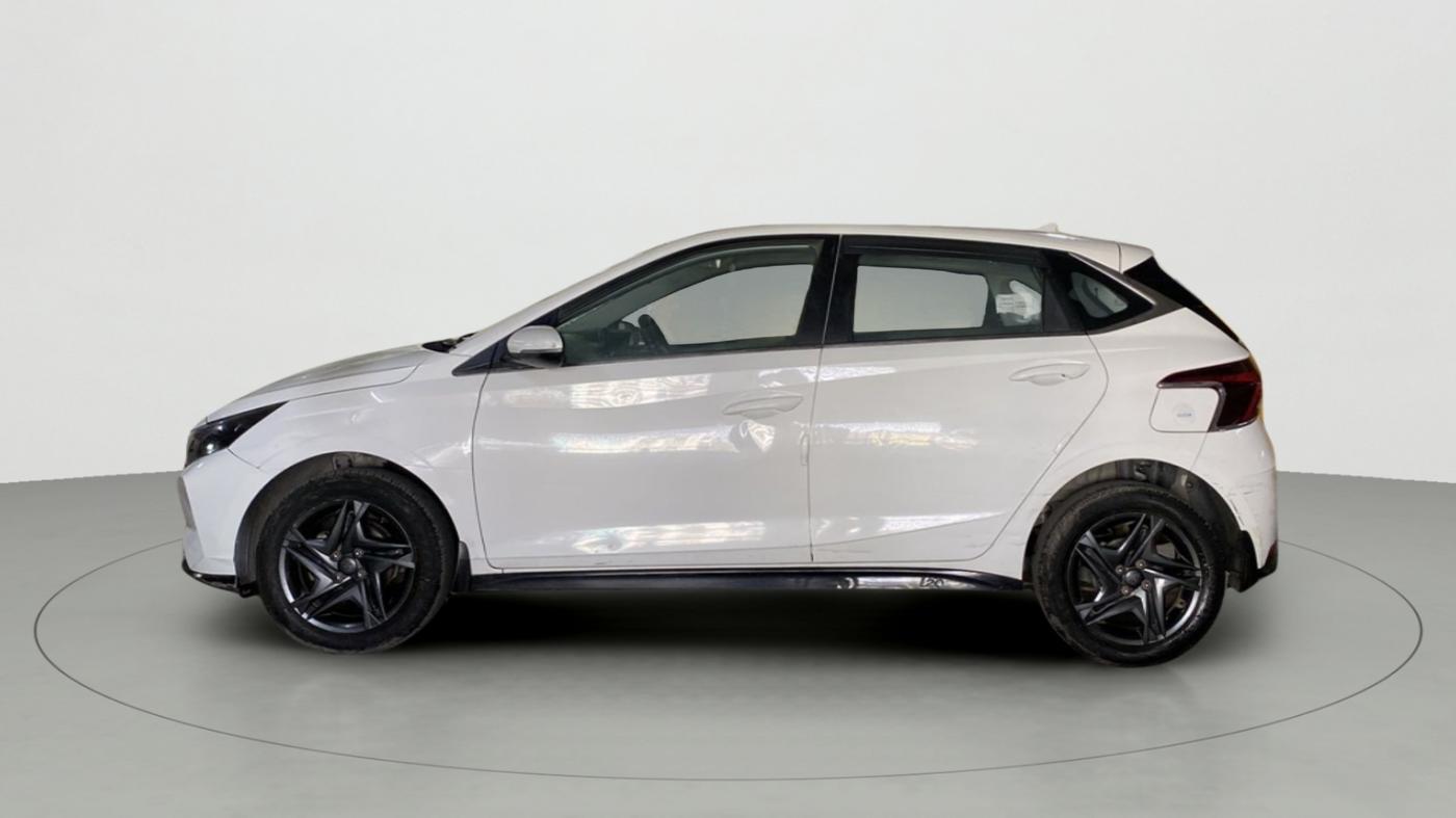 2020 Hyundai NEW I20 SPORTZ 1.5 MT, Diesel, Manual, 36,132 km, Left Side