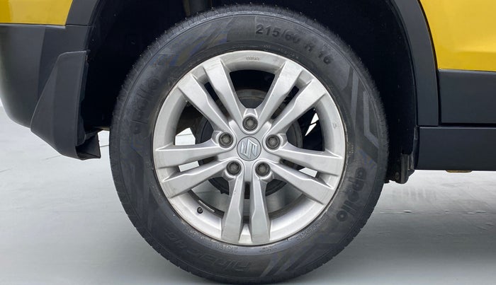 2016 Maruti Vitara Brezza ZDI PLUS DUAL TONE, Diesel, Manual, 95,295 km, Right Rear Wheel