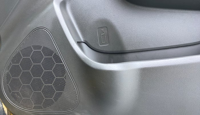 2016 Maruti Vitara Brezza ZDI PLUS DUAL TONE, Diesel, Manual, 95,295 km, Speaker