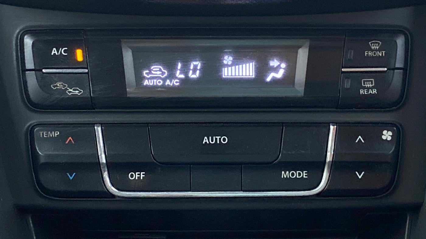 2016 Maruti Vitara Brezza ZDI PLUS DUAL TONE, Diesel, Manual, 95,295 km, Automatic Climate Control