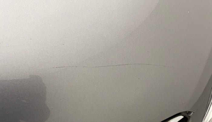 2017 Maruti Ciaz ZDI+ SHVS, Diesel, Manual, 86,159 km, Bonnet (hood) - Minor scratches