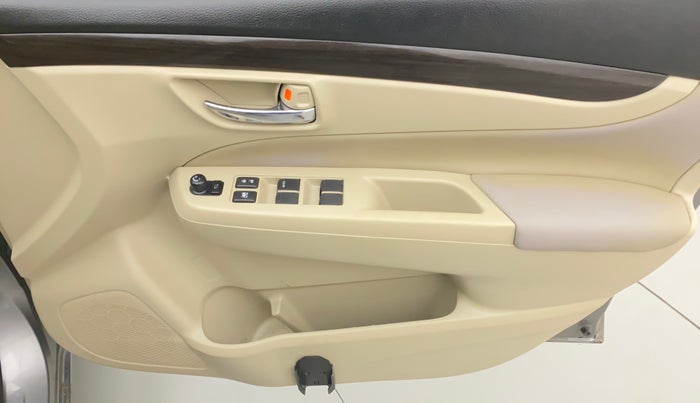 2017 Maruti Ciaz ZDI+ SHVS, Diesel, Manual, 86,159 km, Driver Side Door Panels Control