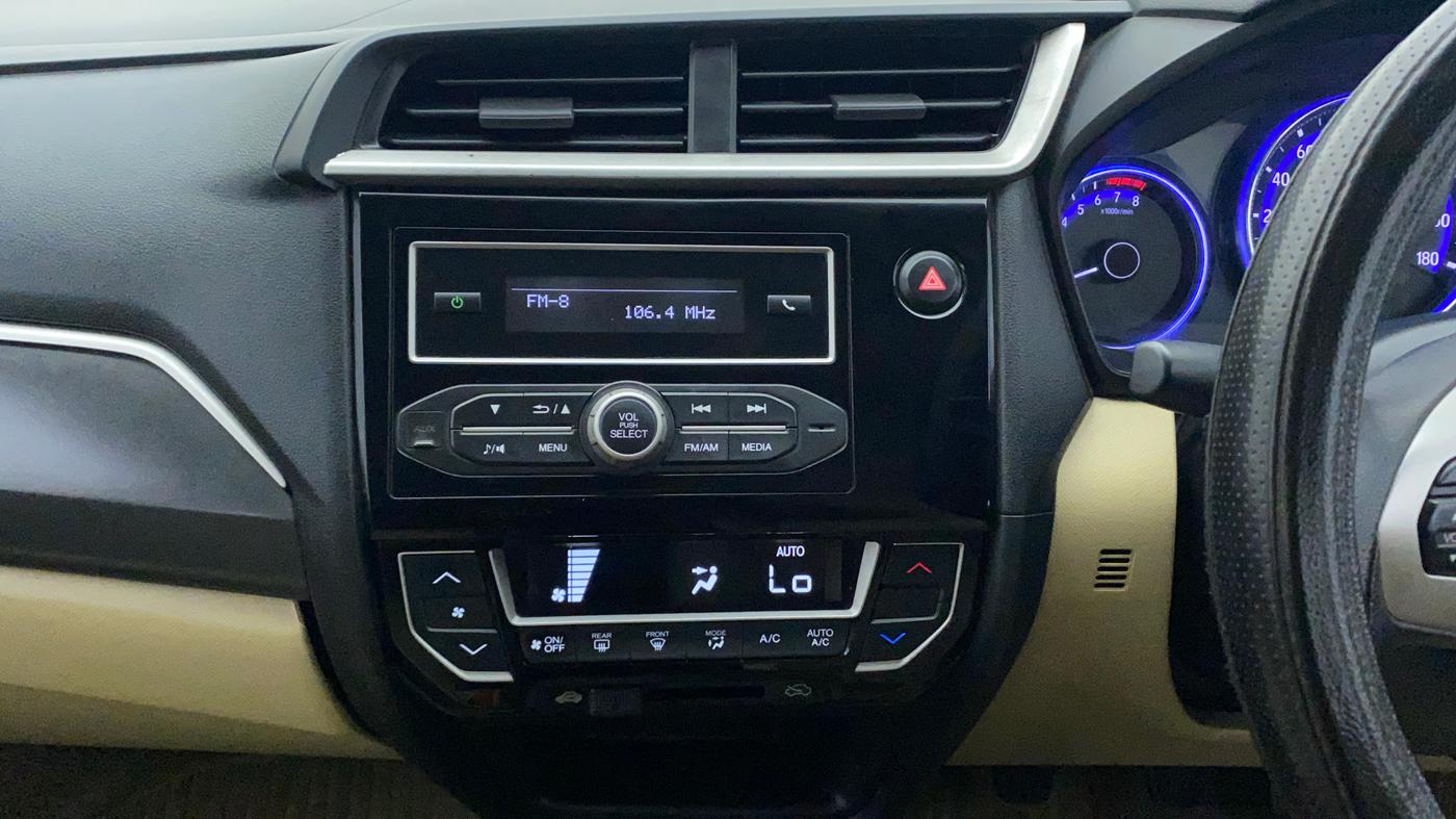 2016 Honda Amaze 1.2L I-VTEC SX, Petrol, Manual, 81,657 km, Air Conditioner